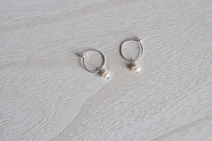 Freshwater Pearl Earrings