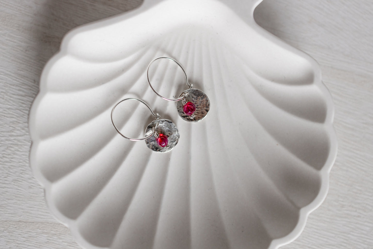 Fuchsia Agate Shields