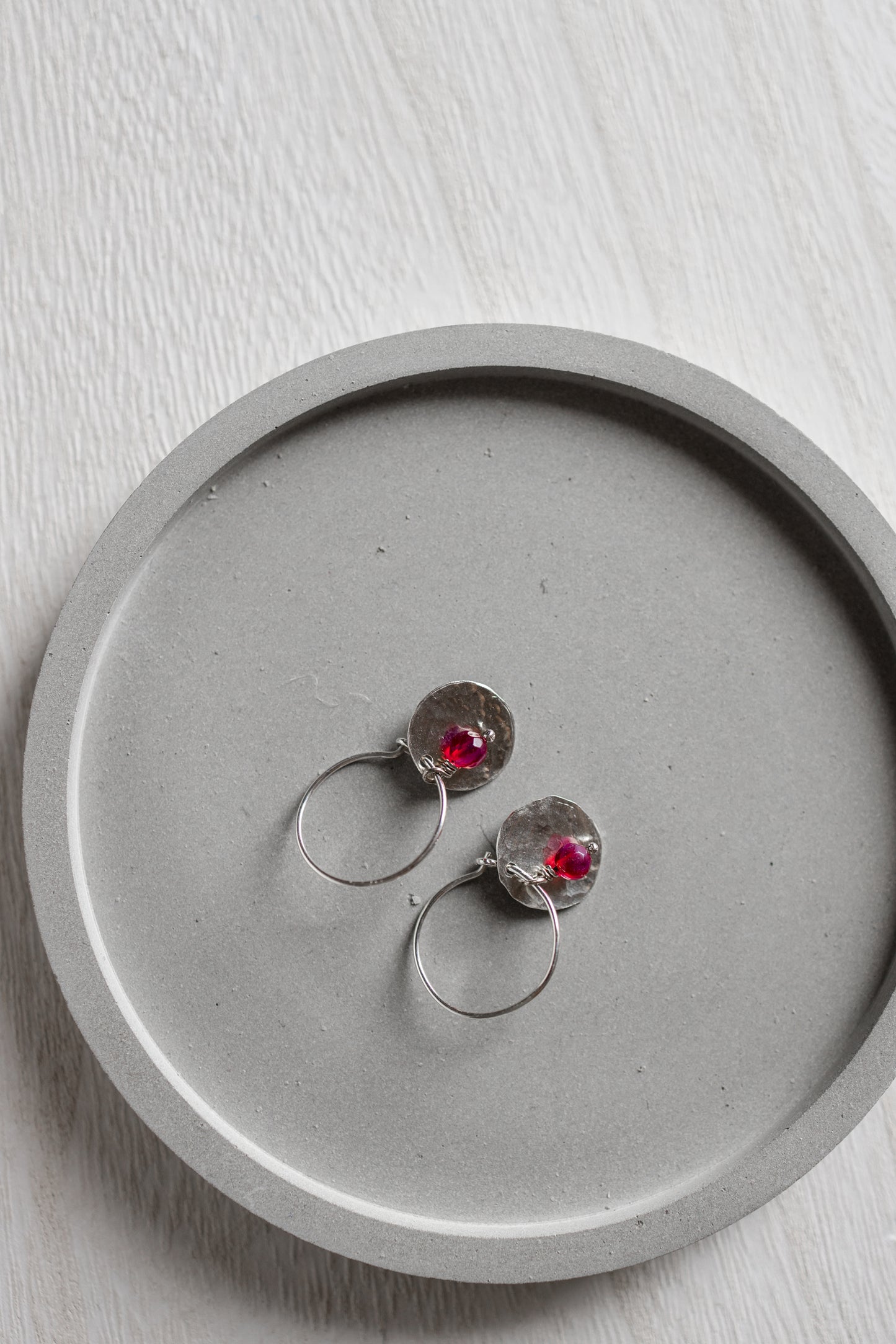 Fuchsia Agate Shields